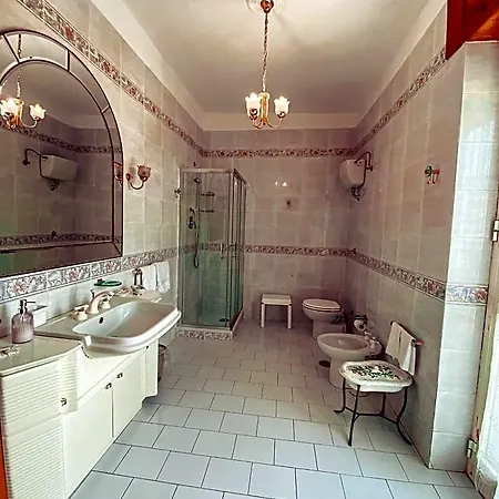 ベッド・アンド・ブレックファスト Palazzo Pascale Casal Sottano